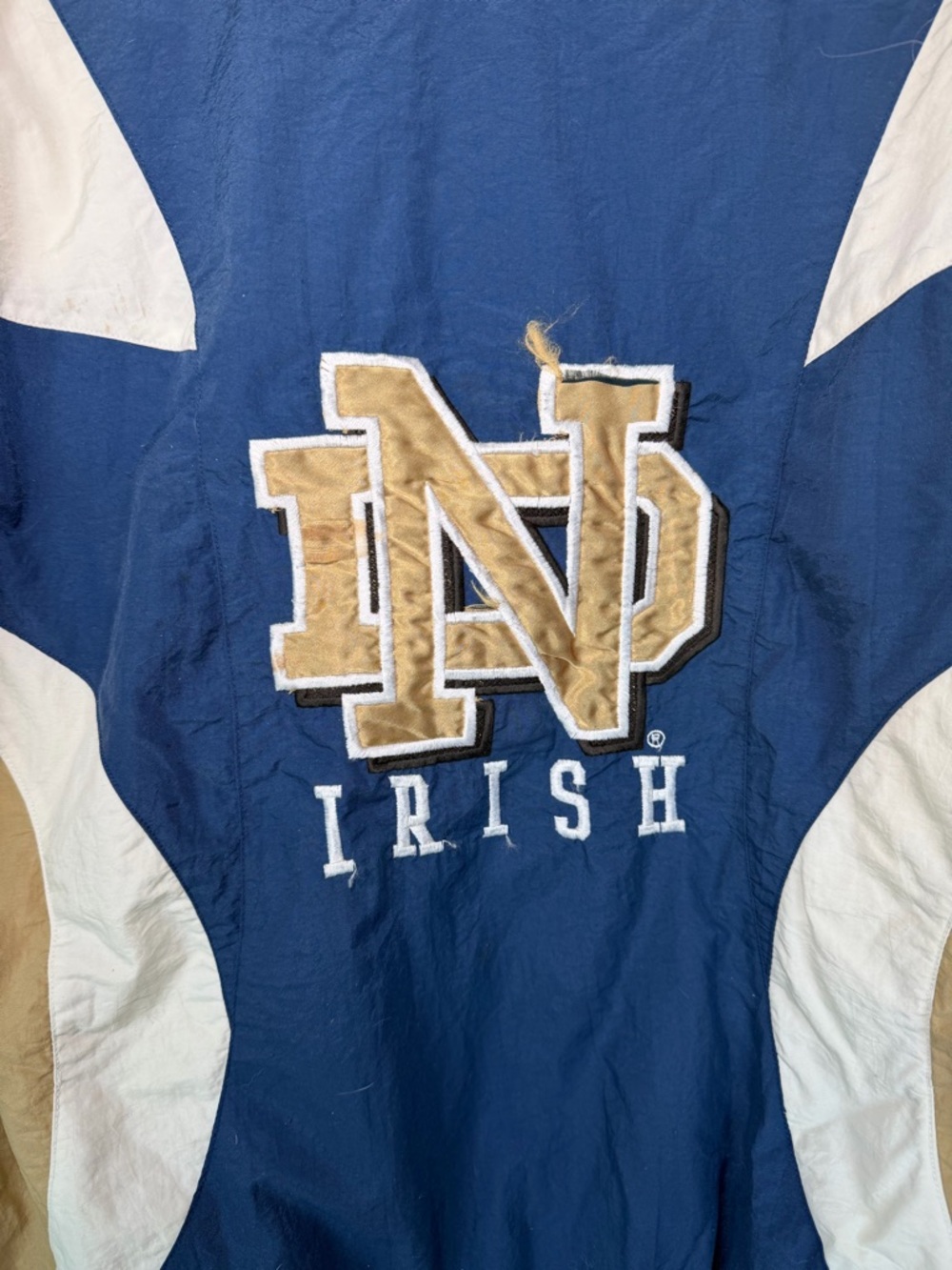 Vintage Reebok Notre Dame Irish Color Block Windbreaker Puffer Jacket - Picture 8 of 9